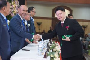 FK Universitas Hang Tuah Lantik 172 Dokter Baru di Graha Samudra Bumimoro Kodiklatal