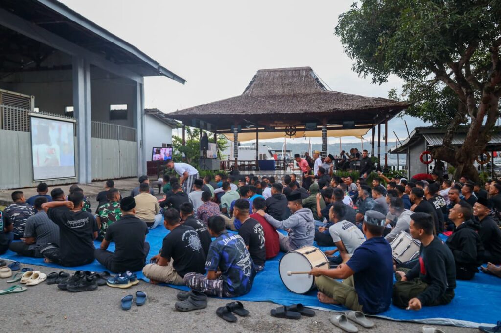 Prajurit Kodaeral IX Bergemuruh! Inggris Libas Prancis 6-4, Nobar Piala Dunia 2026 Jadi Ajang Pererat Soliditas