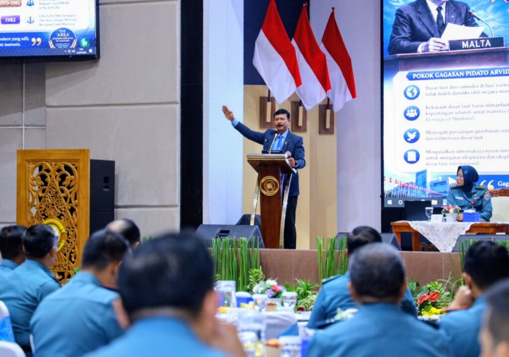 Forum Perwira Koarmada II Hadirkan Wakil Rektor II UHT, Bahas Perspektif Hukum Laut di Era Modern