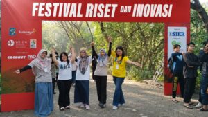 Dua Riset Unggulan Mangrove UHT Curi Perhatian di Festival Riset dan Inovasi Surabaya
