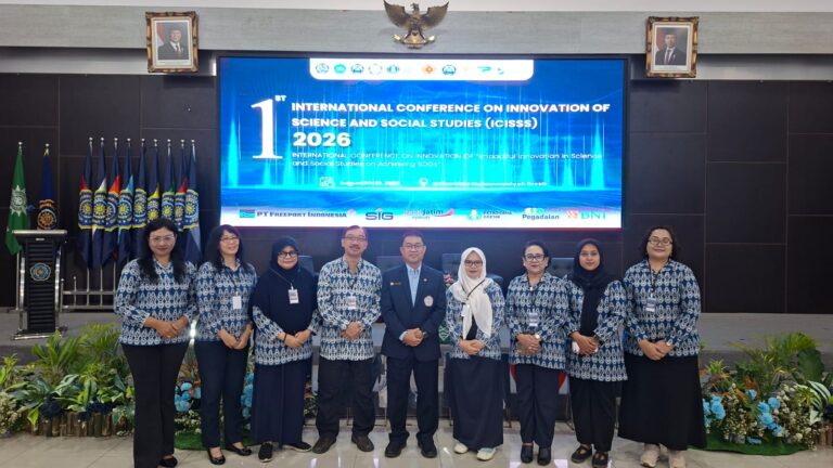Dosen UHT Raih 2 Penghargaan di Konferensi Internasional UM Gresik
